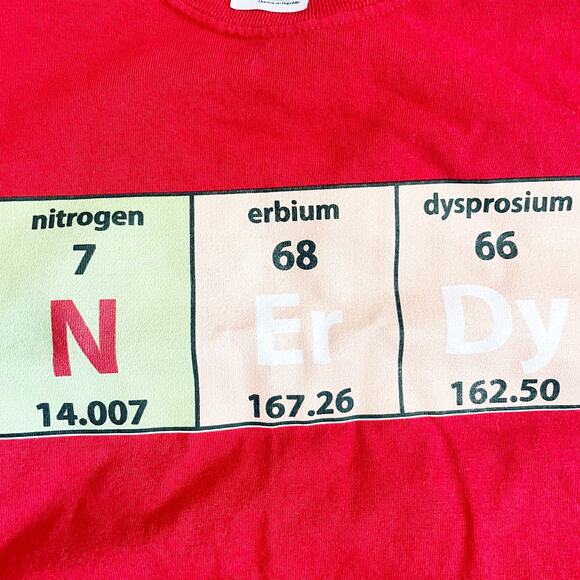 Nerdy Scientific Table Red Graphic Short Sleeve T Shirt Men's Size Small - Picture 2 of 4